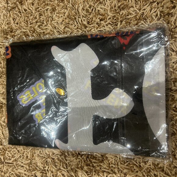 A**hole Live Forever Flag - New in packaging - Picture 2 of 2